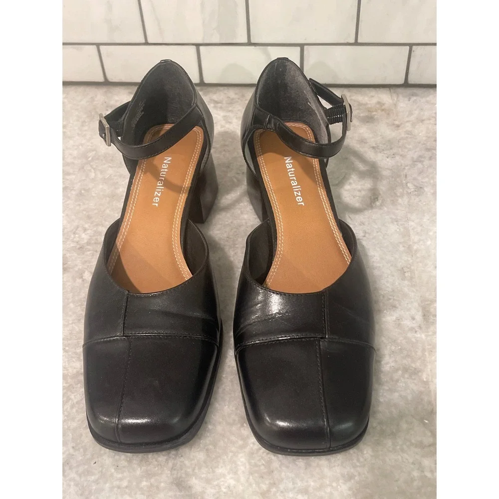 Naturalizer Pumps Womens 7.5 Black Leather Mary Jane Square Toe Block Heel